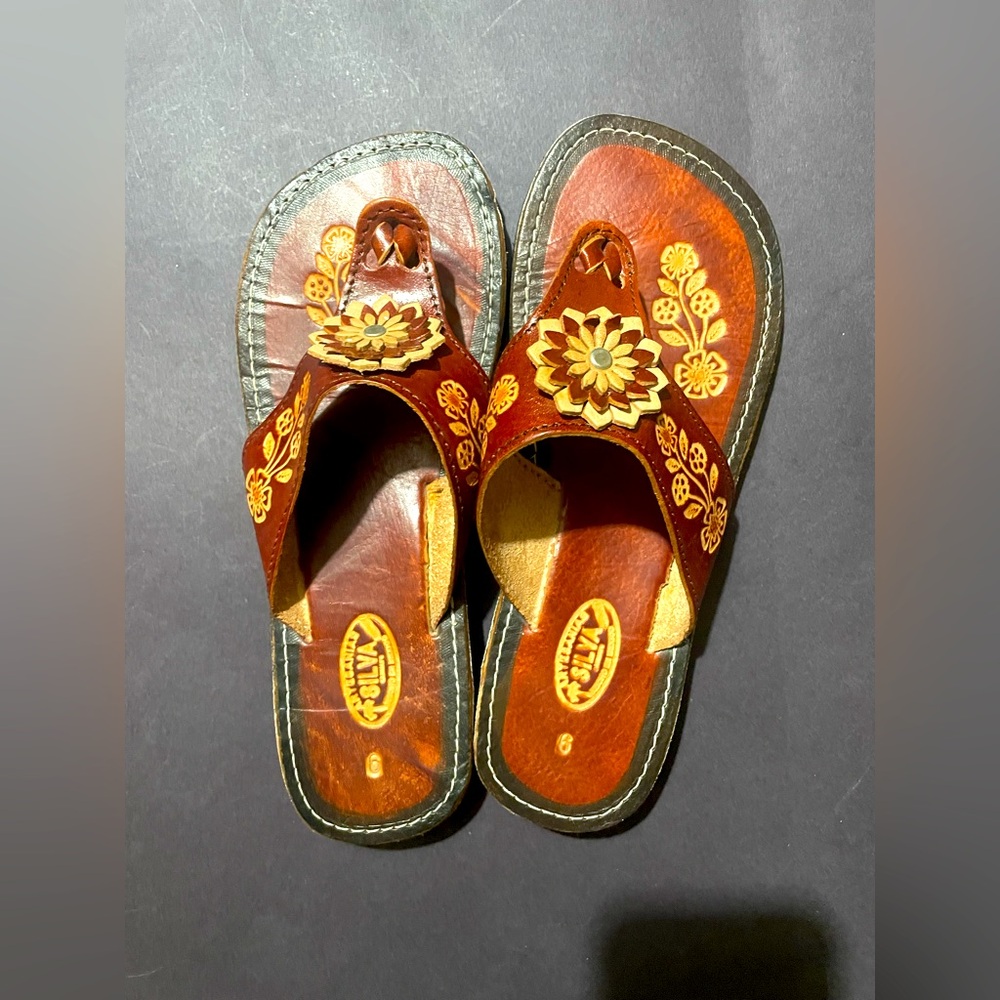 Brown Leather Sandals with Floral Design size 9 new from Mexico